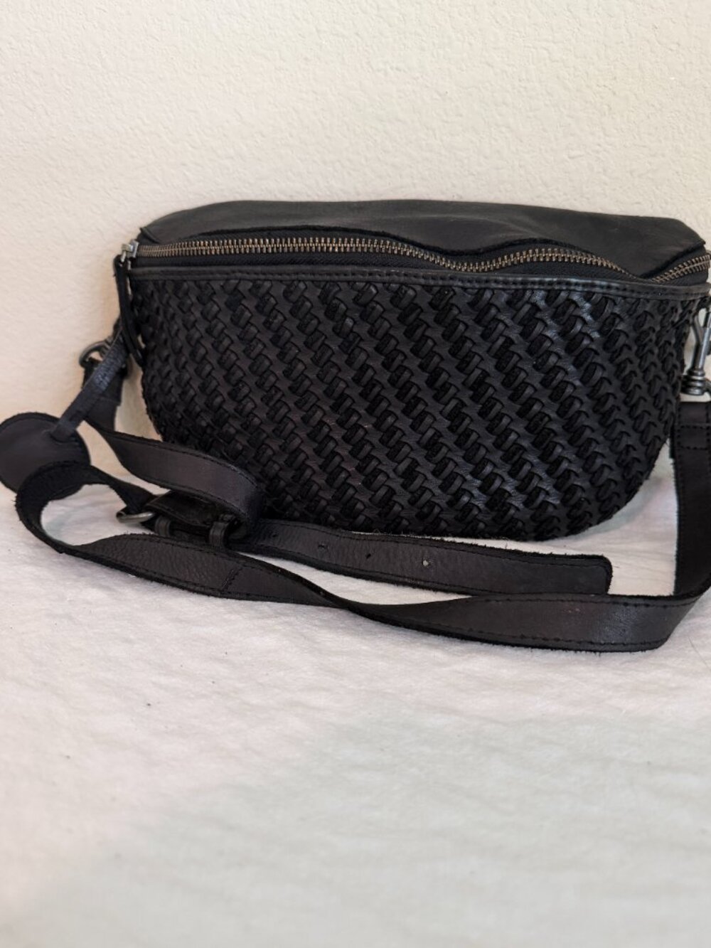 Harbour 2nd Leather Half Moon Belt Bag Crossbody Bag Black Boho Woven Texture